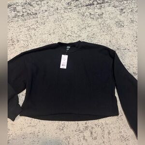 Women's Cropped Sweatshirt 🖤NEW🖤